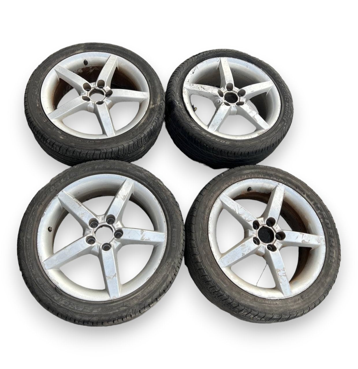 4 Cerchi in lega Seat Ibiza 6.5JX16H2 ET 43 con pneumatici 205/45 r16 cod 6L0601025L - F&P CRASH SRLS - Ricambi Usati