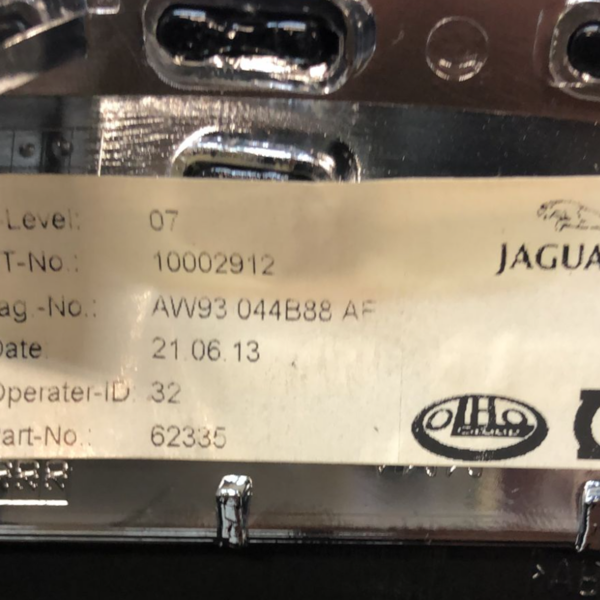 Masque stéréo / Autoradio Jaguar XJ (x351) (2009> 2019) COD: AW93044B88AF