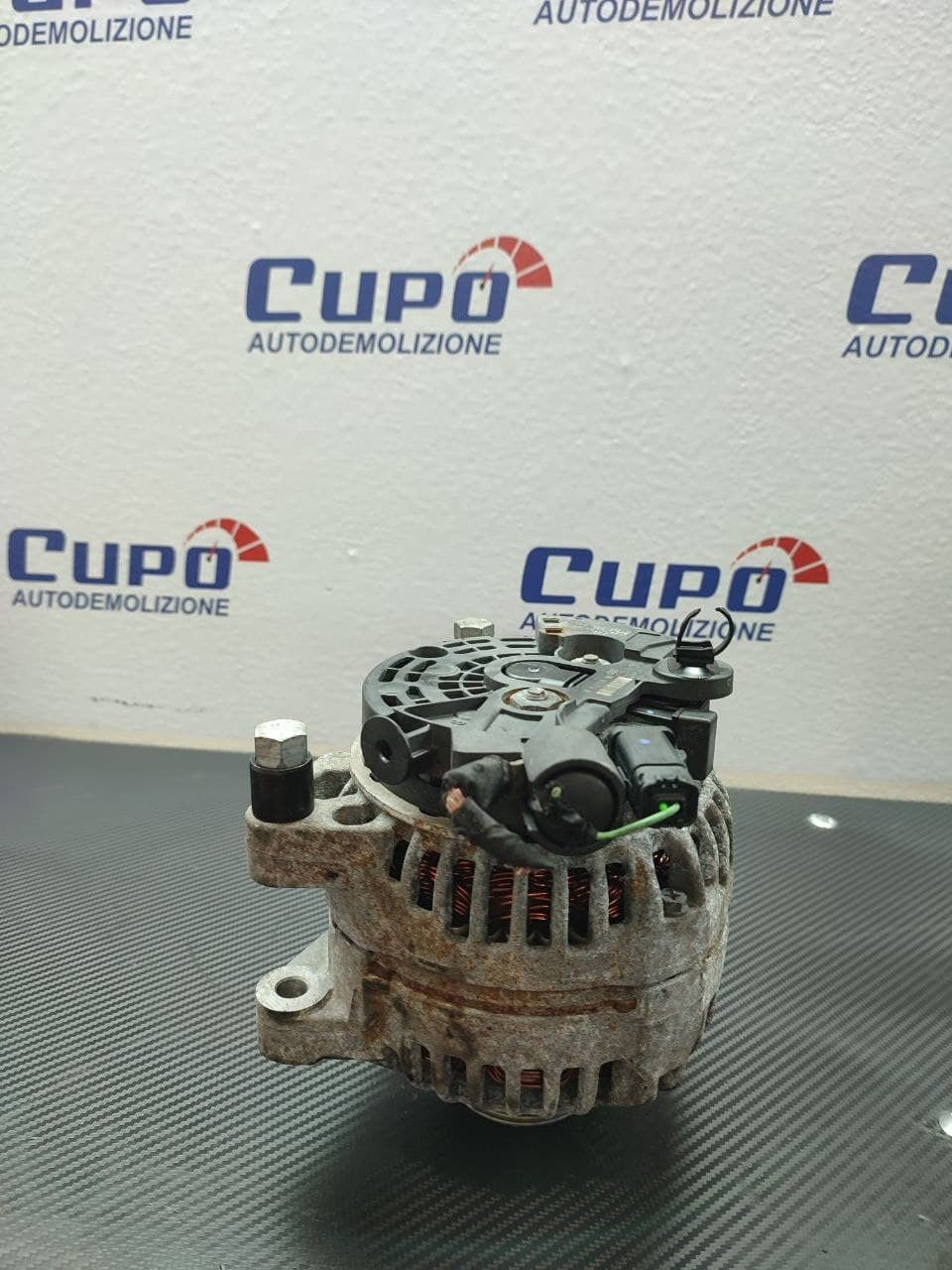 Alternatore Citroen C3 1.4 Cod:9646321880 - F&P CRASH SRLS - Ricambi Usati