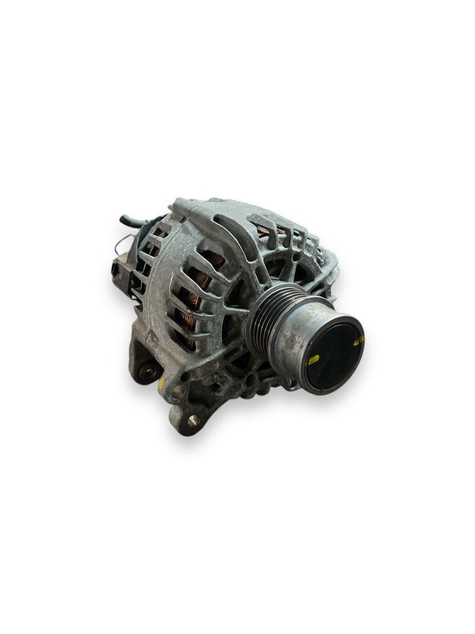 Alternatore Volkswagen Up 1.0 benzina ( 2011 - 2023) cod.04E903015 - F&amp;P CRASH SRLS - Ricambi Usati