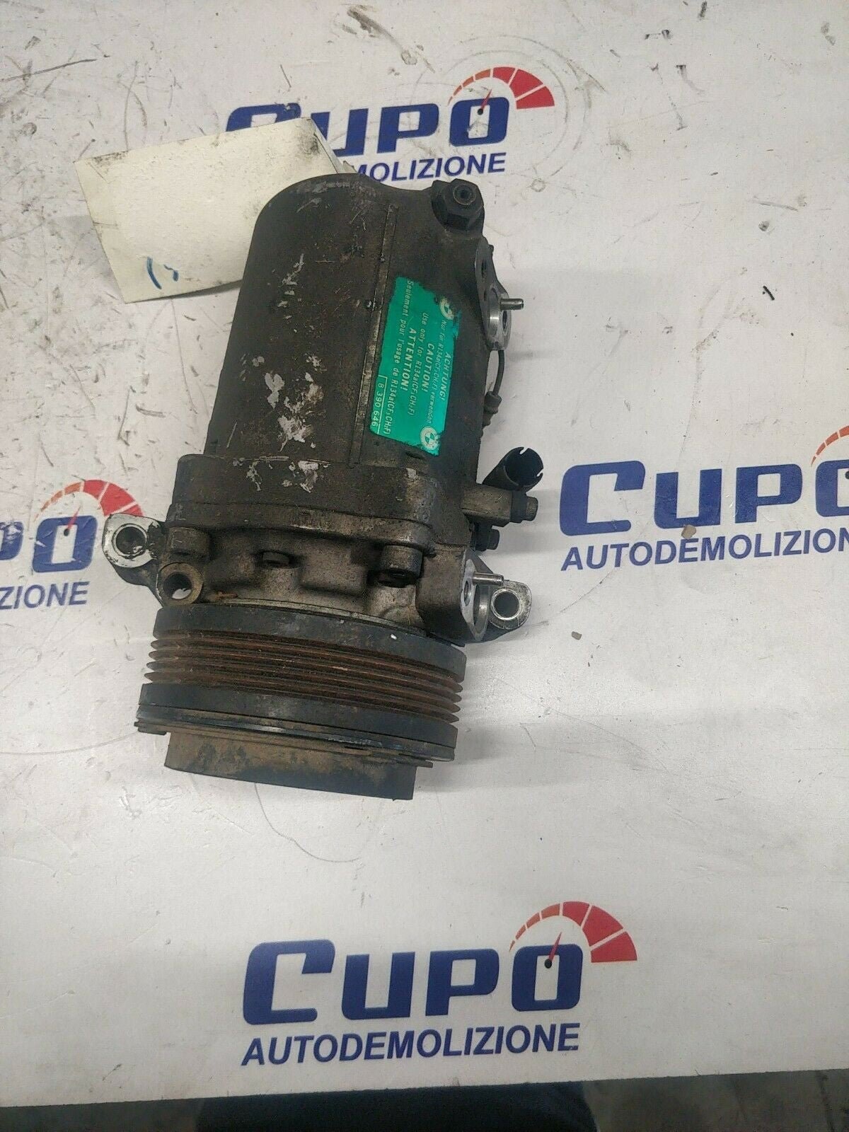 BMW E39 5er Compressore Aria Condizionata 8390646 - F&P CRASH SRLS - Ricambi Usati