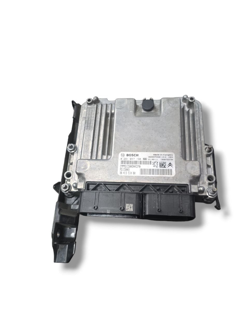 CENTRALINA ECU MOTORE PEUGEOT 308 II 1.6 DIESEL (2013 - 2021) Cod : 9841351080 - F&amp;P CRASH SRLS - Ricambi Usati