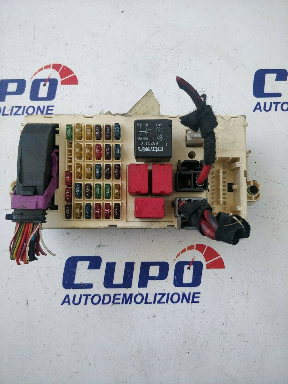 centralina portafusibili / box relè Fiat Stilo 1.9 jtd 46778898 51715858 npl - F&P CRASH SRLS - Ricambi Usati