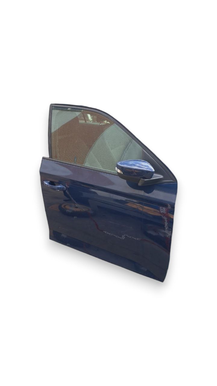 Porta anteriore destra blu Skoda Fabia (2014 - 2021) Sportello / Portiera - F&amp;P CRASH SRLS - Ricambi Usati