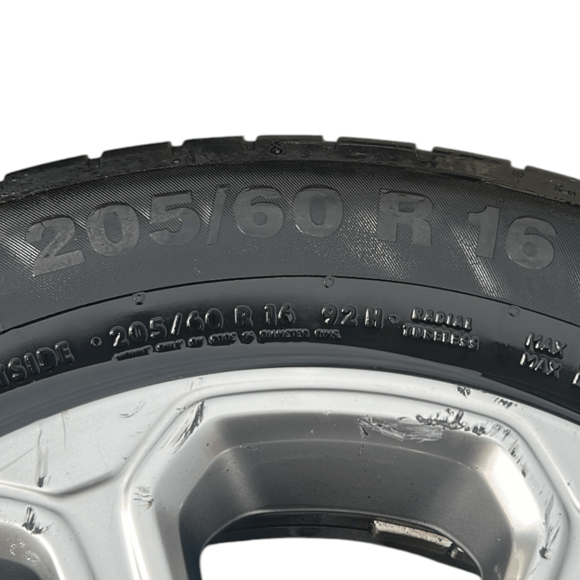 Set 4 Cerchi In Lega Ford EcoSport (4 Fori / 205 / 60 R16) (2012 > ) - F&P CRASH SRLS - Ricambi Usati